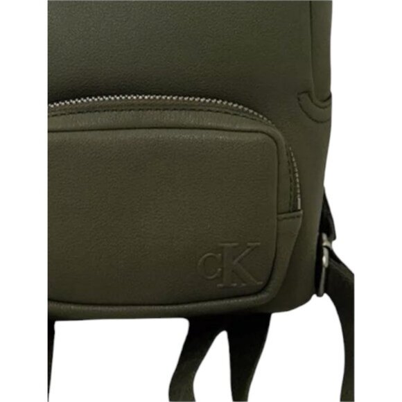 Calvin Klein olive green ultra light convertible backpack NWT - Picture 3 of 7